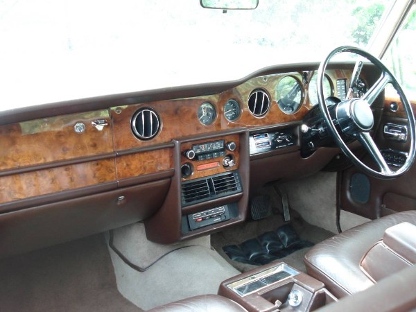 Bentley T2 dash